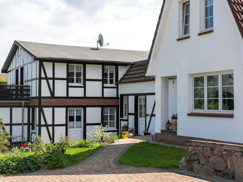 Opulent Apartment In Wohlenberg With Barbecue