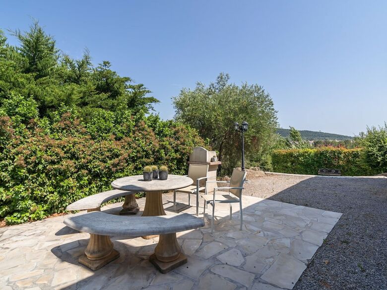 Luxuriant Villa In Beaufort With Swimming Pool