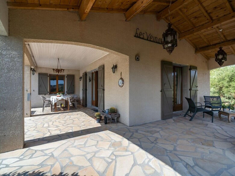 Luxuriant Villa In Beaufort With Swimming Pool