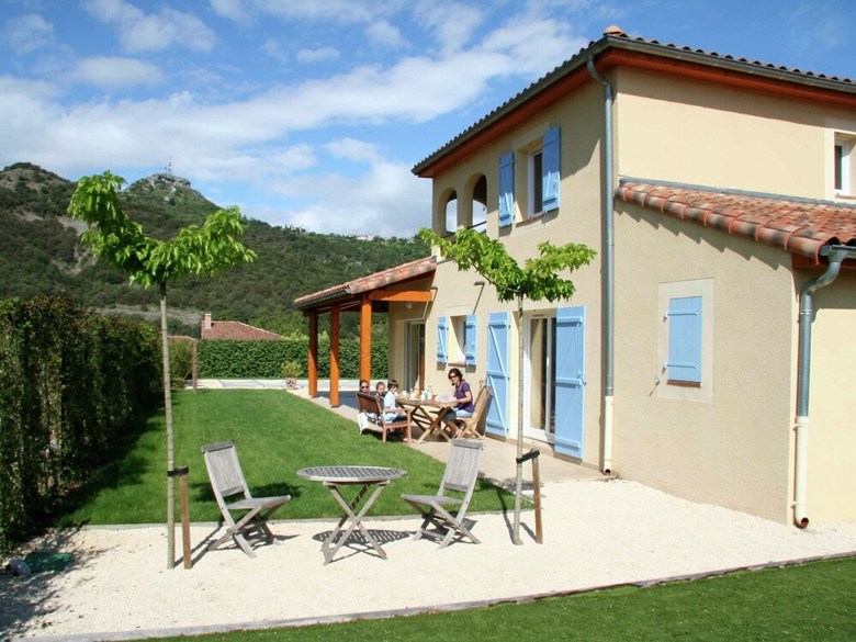 Sun Drenched Villa In Ardeche With Pool