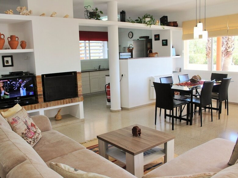 Peaceful Villa On Balearic Islands With Swimming Pool