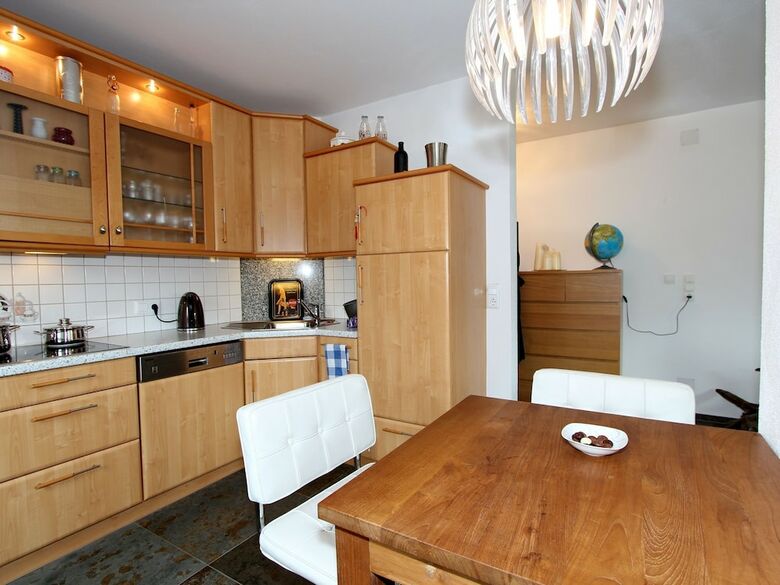 Beautiful Apartment In S�ll Near Forest