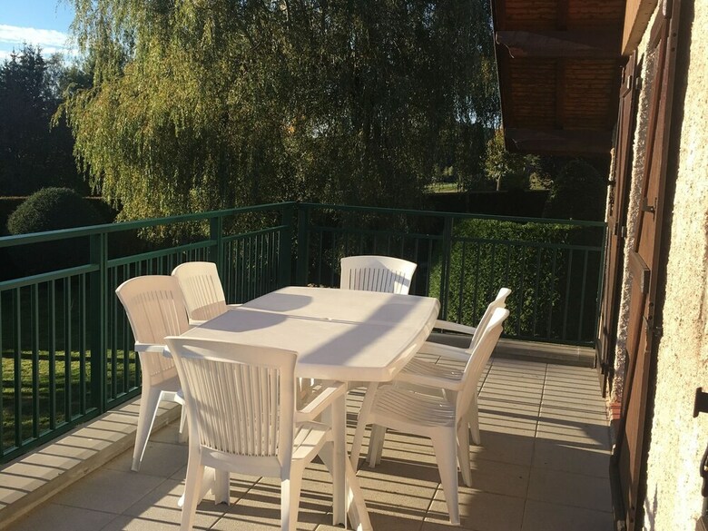 Cozy Chalet In Gerb�pal With Terrace