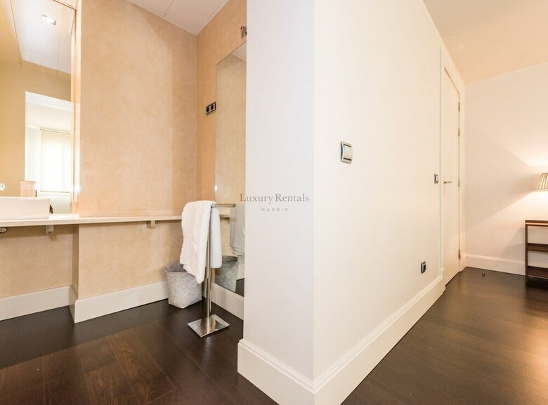 Apartamento 2 Bedrooms In Golden Mile Serrano