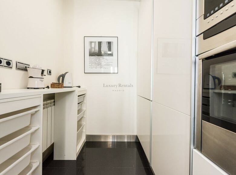 Apartamento 2 Bedrooms In Golden Mile Serrano