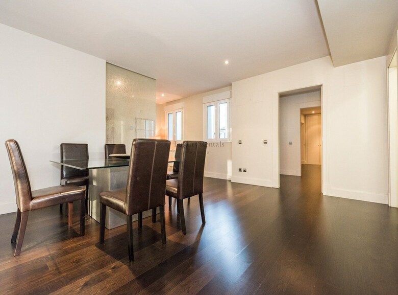 Apartamento 2 Bedrooms In Golden Mile Serrano