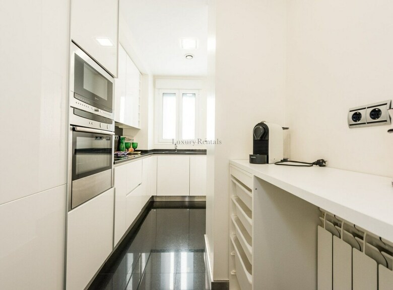 Apartamento 2 Bedrooms In Golden Mile Serrano