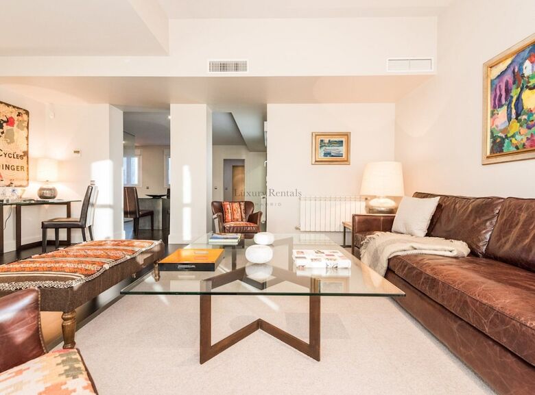 Apartamento 2 Bedrooms In Golden Mile Serrano