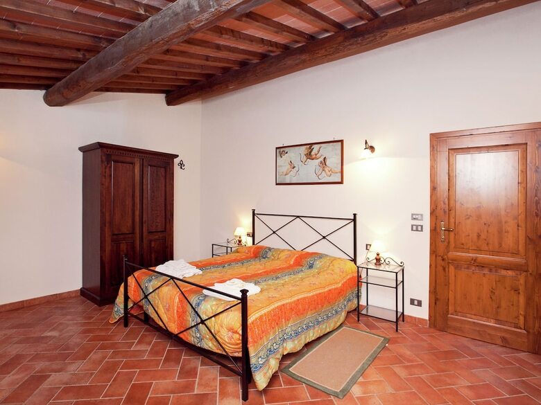 Spacious Holiday Home In Bucine With Private Pool