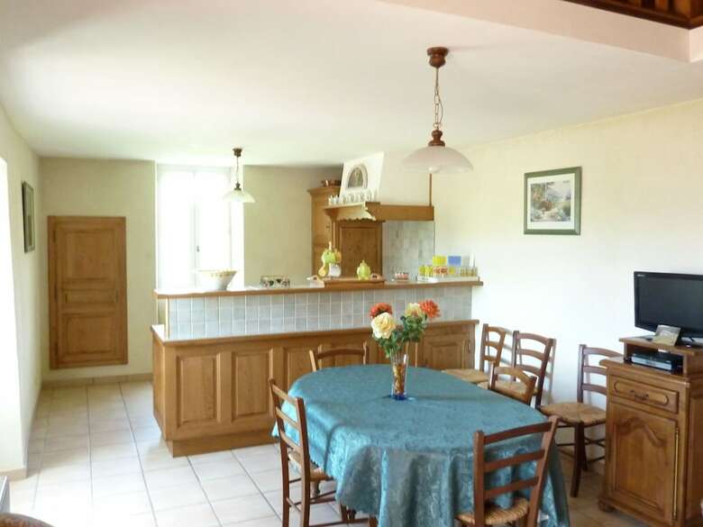 Beautiful Holiday Home In Saint-pons Near Forest