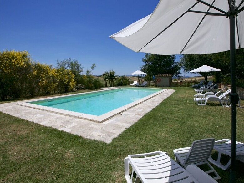 Exquisite Farmhouse In Tuscany With Swimming Pool