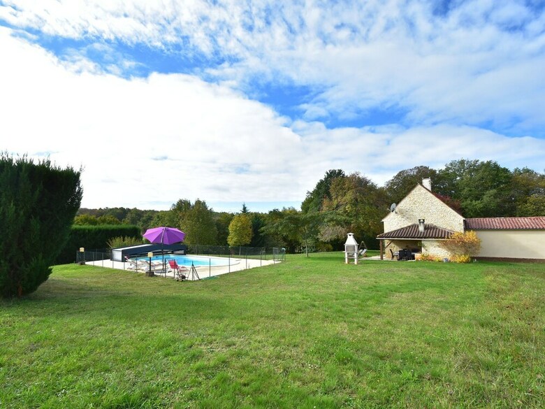 Spacious Holiday Home With Private Swimming Pool In Uzech