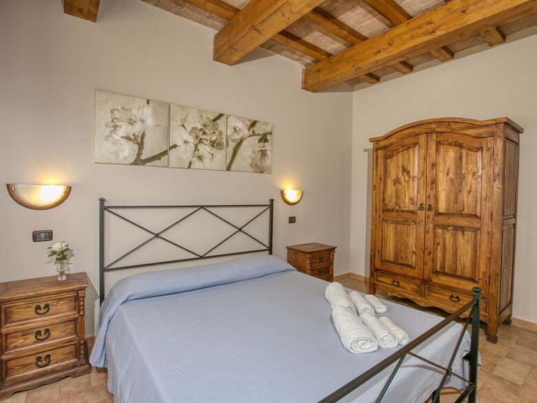 Cozy Farmhouse In Apecchio With Jacuzzi