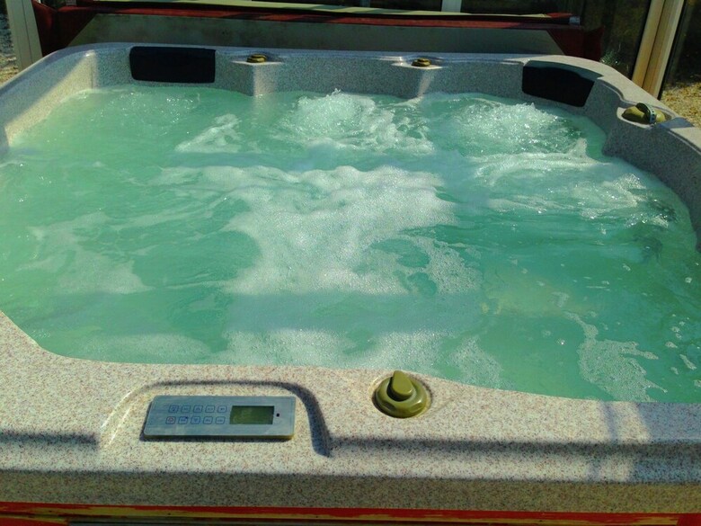 Cozy Farmhouse In Apecchio With Jacuzzi