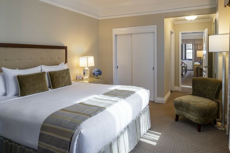 Hotel Warwick