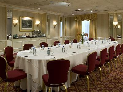 Hotel Warwick