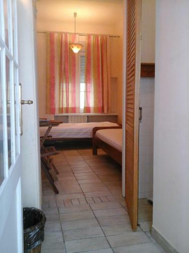 Hostal Guesthouse Lessi