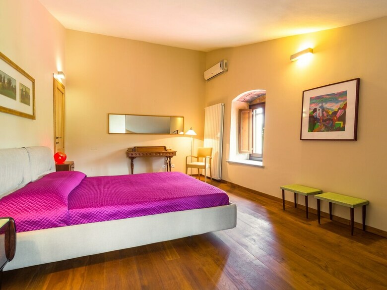 Exotic Holiday Home In Vinci With Swimming Pool