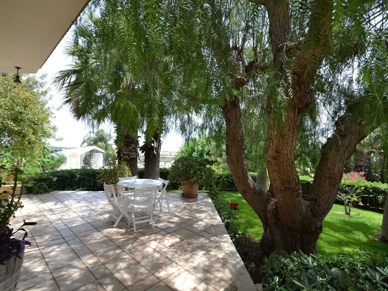 Beautiful And Spacious Villa In Modica Countryside With Private Pool
