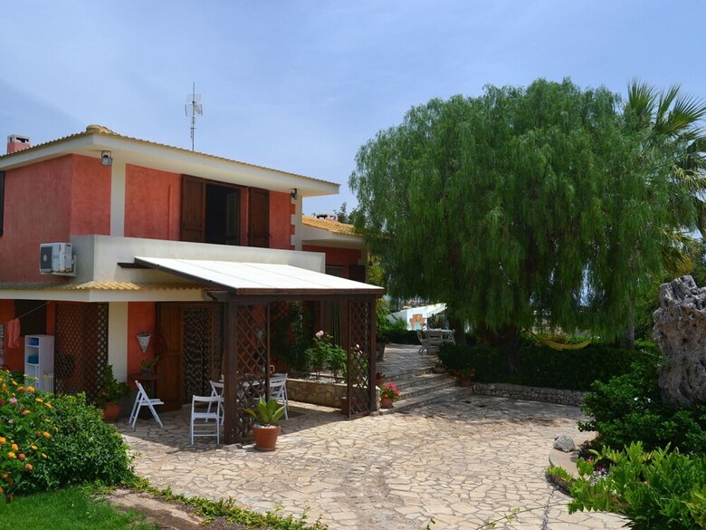 Beautiful And Spacious Villa In Modica Countryside With Private Pool