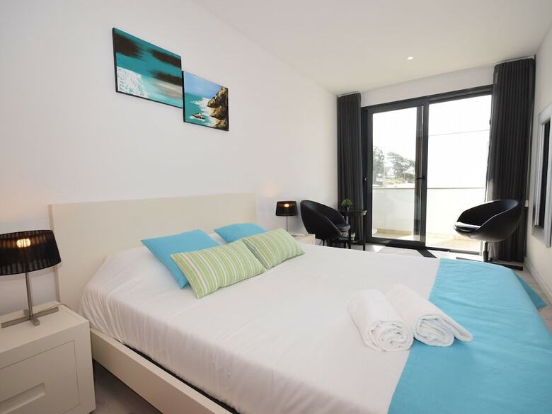 Lavish Villa In Foz Do Arelho With Private Swimming Pool