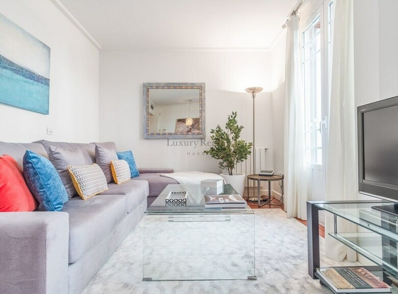 Apartamentos Retiro VI