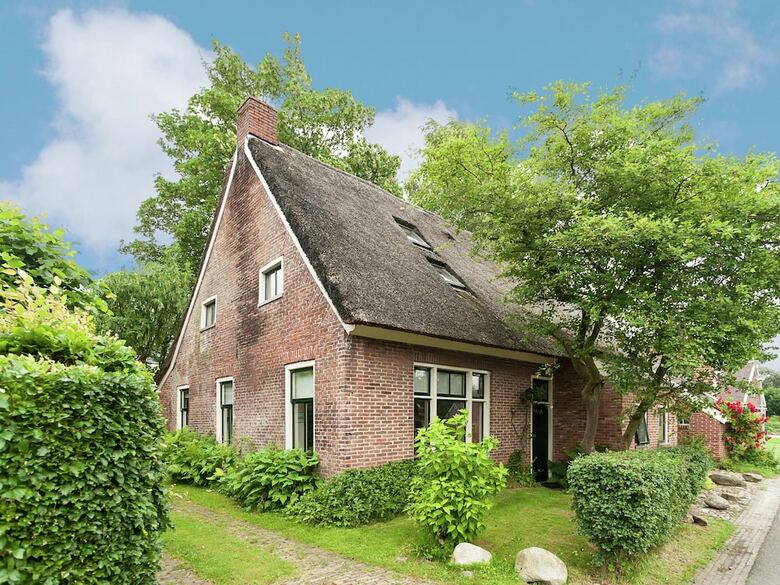 Farmhouse In Eext With Private Terrace & Garden