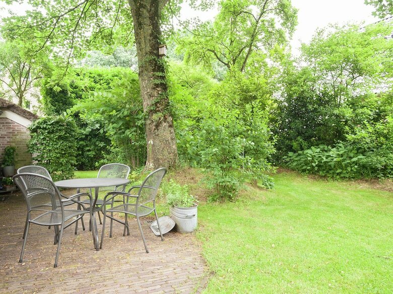 Farmhouse In Eext With Private Terrace & Garden