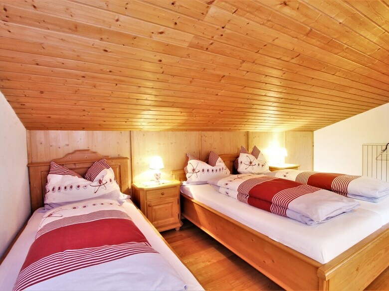 Cozy Apartment In Tirol Tyrol With Mountain Views