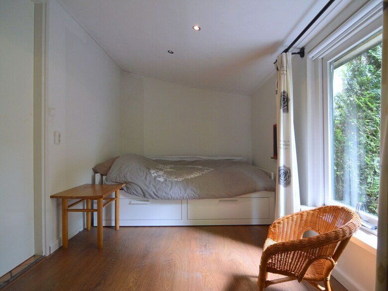 Peaceful Bungalow In Voorthuizen With Private Garden