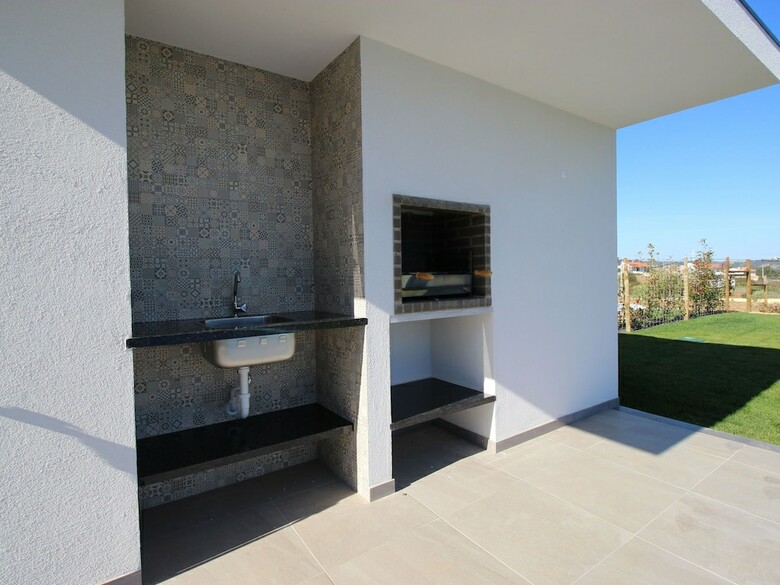 Modern Villa In Alcoba�a With Private, Heated Swimming Pool