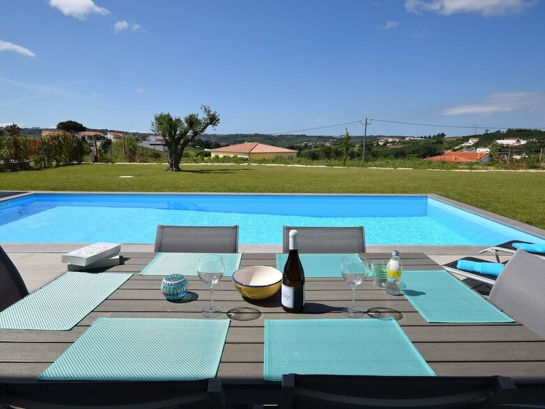 Modern Villa In Alcoba�a With Private, Heated Swimming Pool