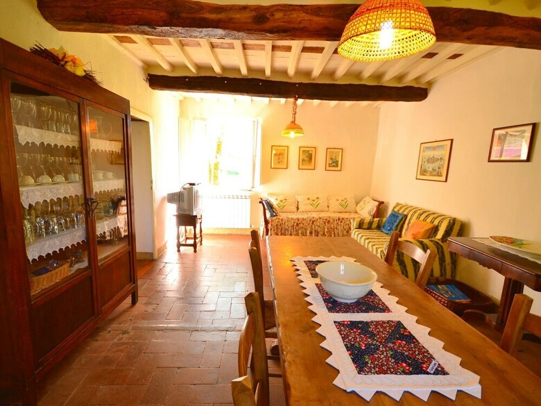 Beautiful Vacation House With A 250 M) Garden