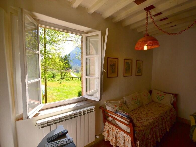Beautiful Vacation House With A 250 M) Garden