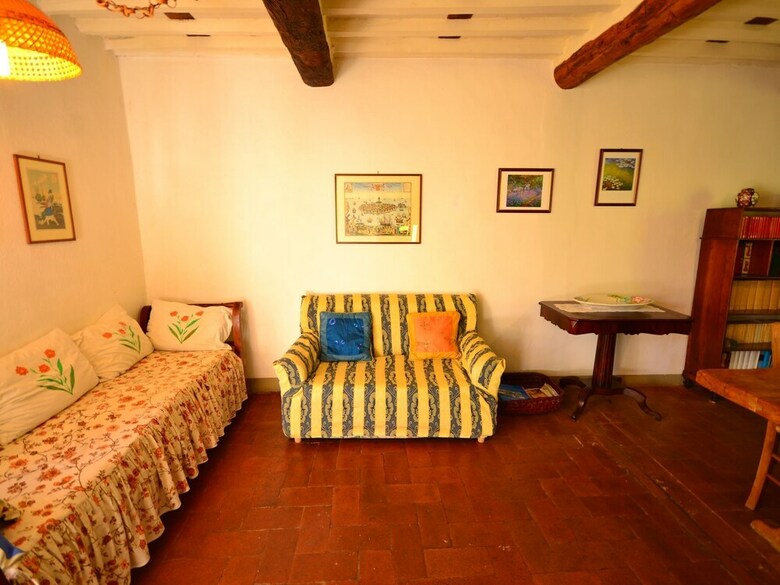 Beautiful Vacation House With A 250 M) Garden