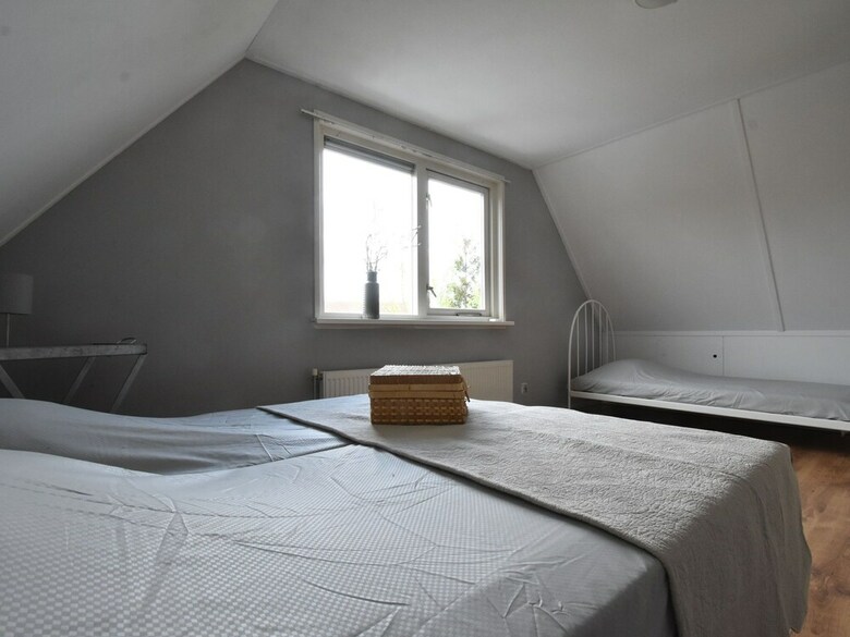 Peaceful Holiday Home In Zeewolde With Swimming Pool