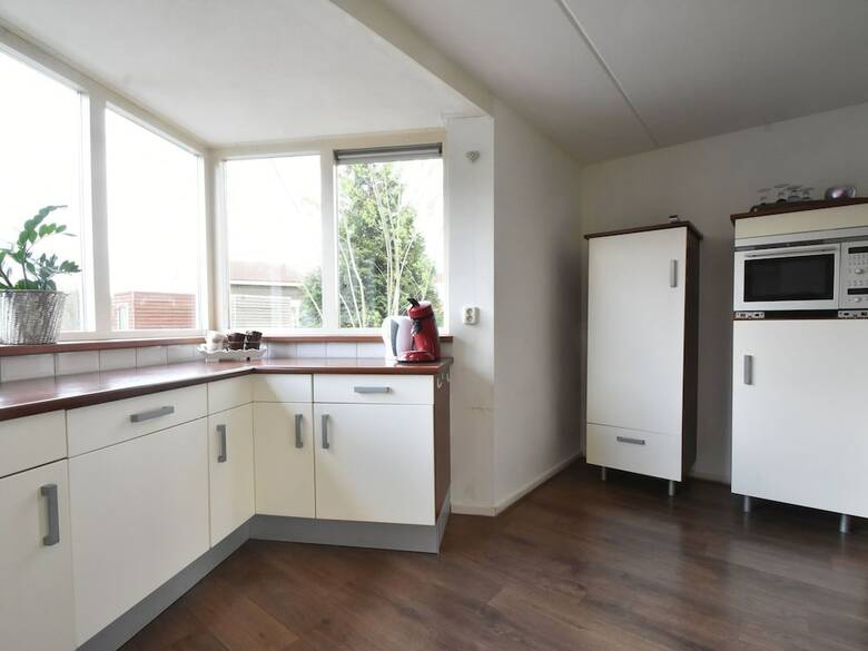 Peaceful Holiday Home In Zeewolde With Swimming Pool