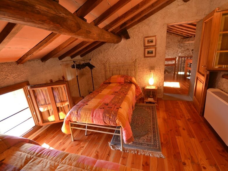 Spacious Holiday Home In Bagni Di Lucca With Terrace
