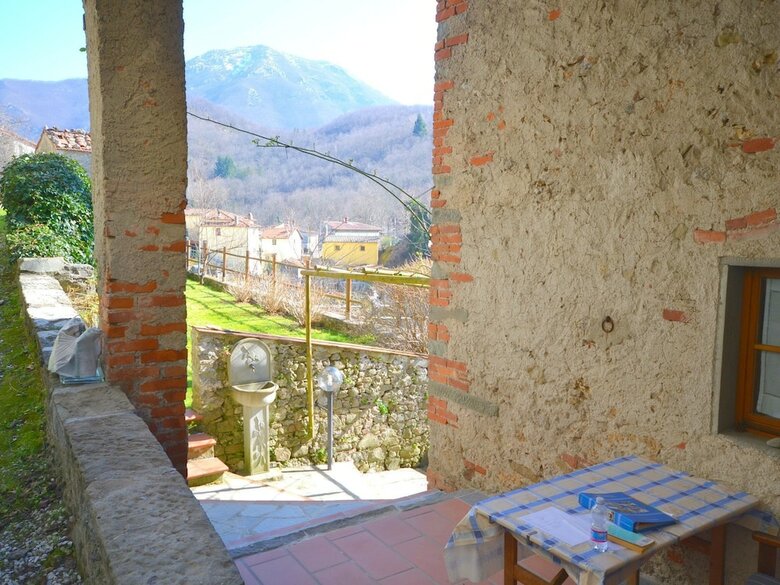 Spacious Holiday Home In Bagni Di Lucca With Terrace
