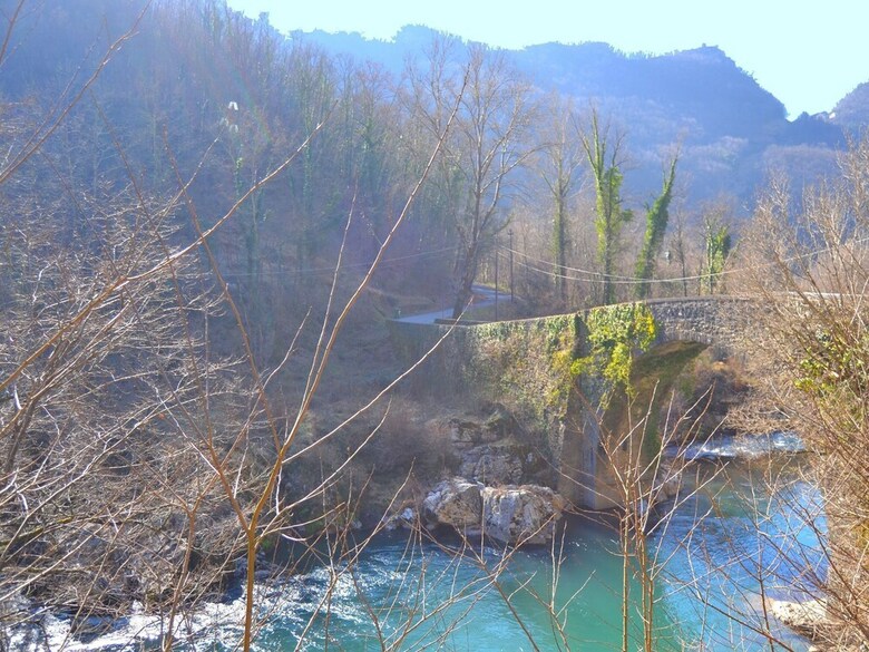 Spacious Holiday Home In Bagni Di Lucca With Terrace