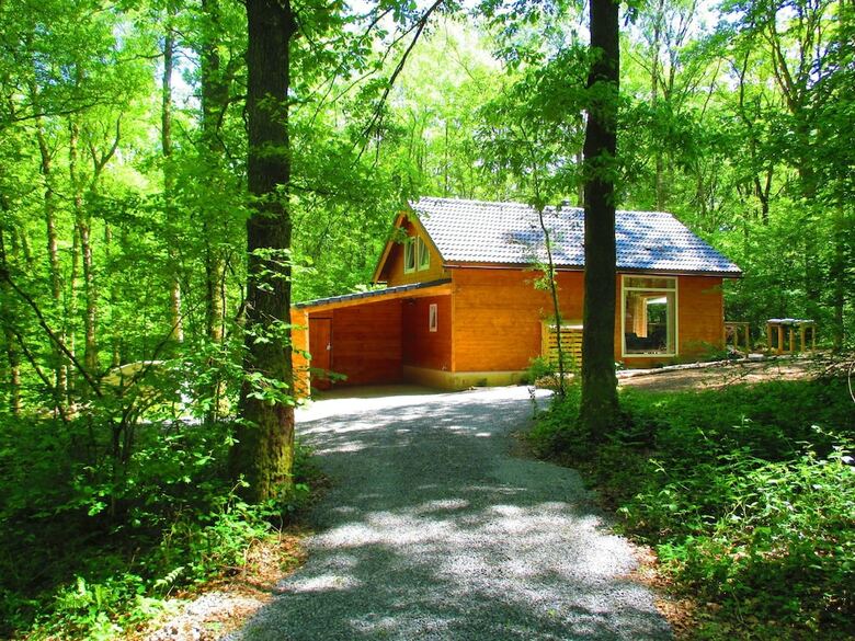Cozy Chalet In Oignies-en-thi�rache With Sauna