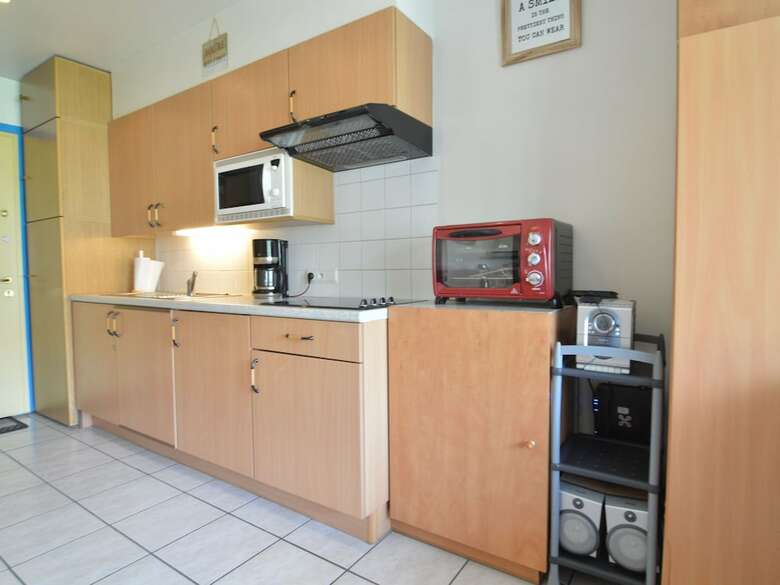 Cozy Apartment Near Oostende In Bredene