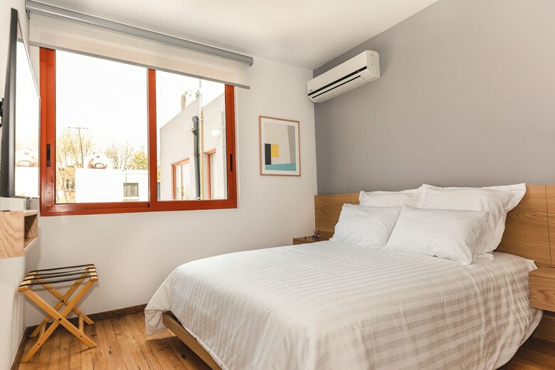 Apartamento 1br Top Floor In An Art Deco Building!