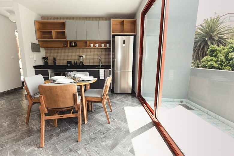 Apartamento 1br Top Floor In An Art Deco Building!