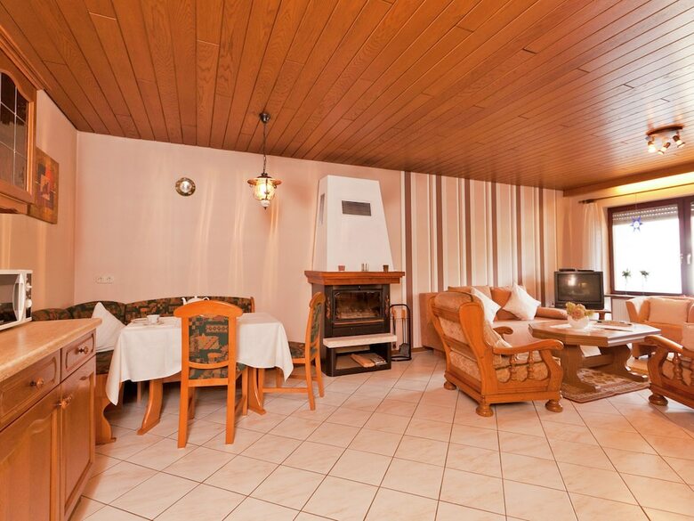 Beautiful Apartment On A Farm With Terrace In Loogh