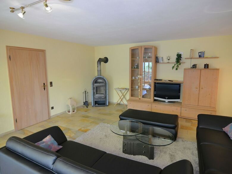 Cozy Apartment In Prunn With Private Terrace
