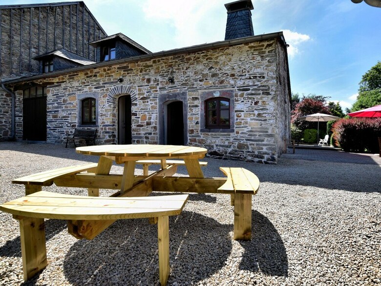 Premium Cottage In Petites Tailles With Terrace
