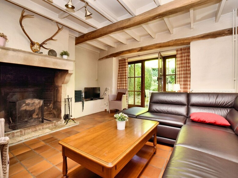 Premium Cottage In Petites Tailles With Terrace