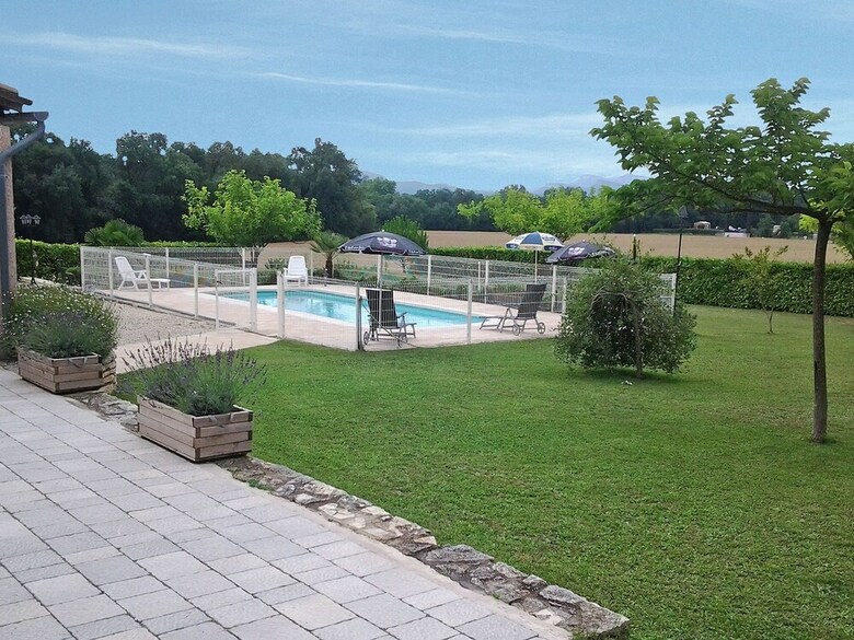 Cozy Villa In Saint-victor-de-malcap With Swimming Pool