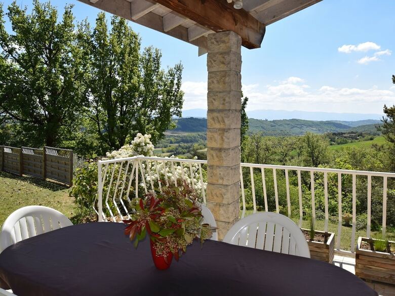 Holiday Home In Magnificent Natural Setting With Breathtaking View